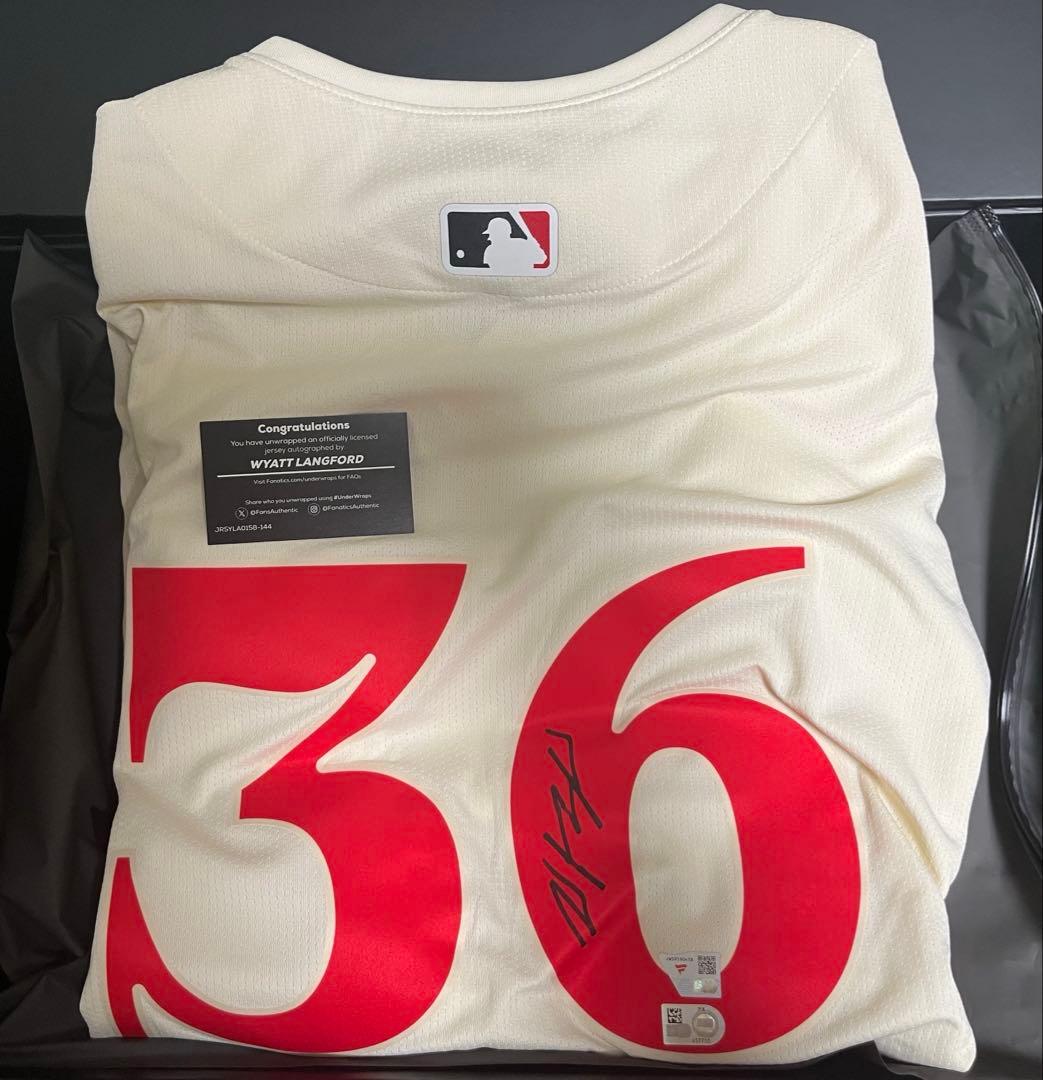 ワイアット・ラングフォード 直筆サイン入り ナイキ製 レプリカユニフォーム