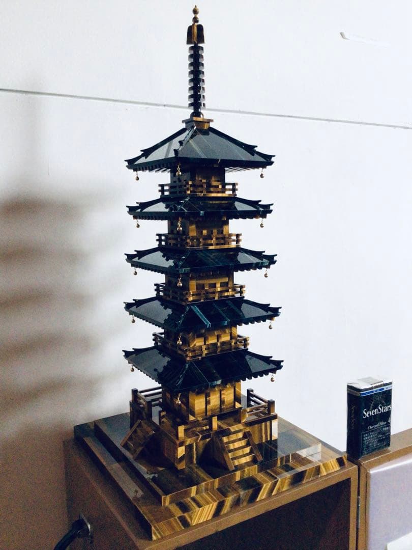 ◉伝統工芸士 小澤朗雲◉甲州水晶貴石細工・五重塔・虎目石・純金K18◉300万円