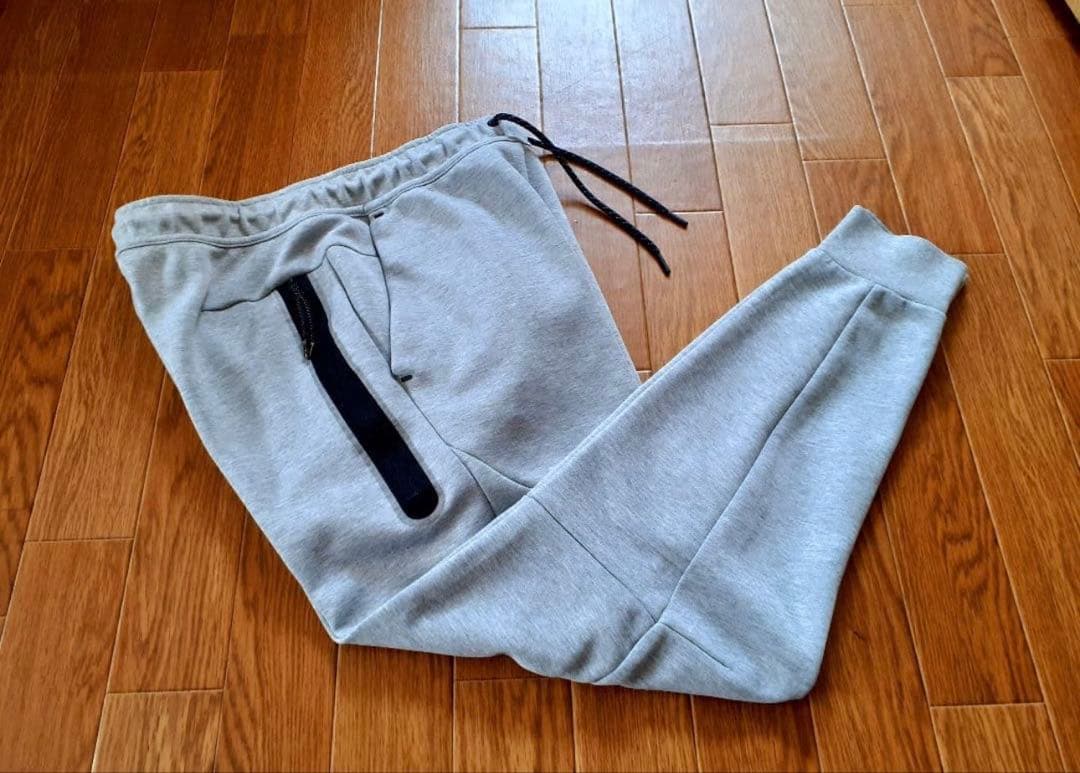 Nike テックセットアップM