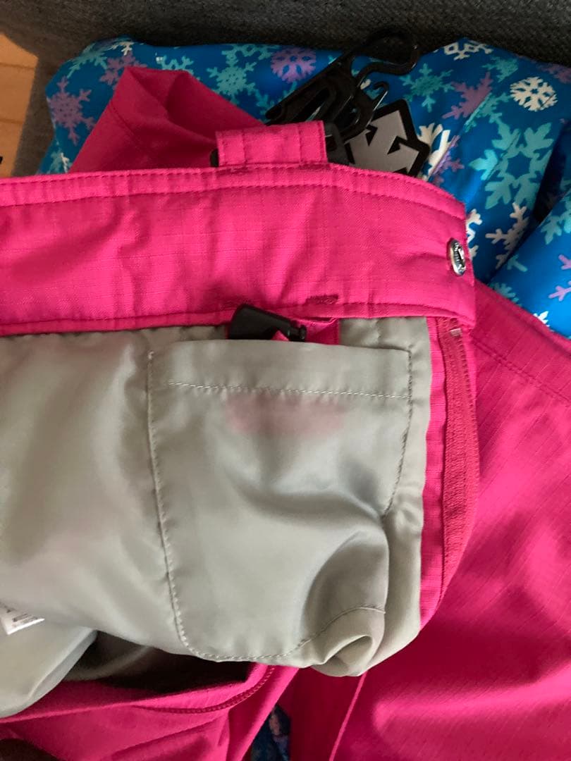 ⭐️最終お値下げ　デサント　スキーウェア上下１６０クリーニング済み