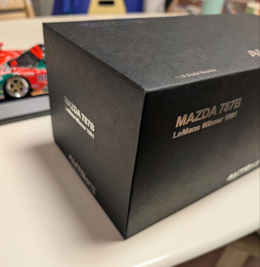 AUTOart シグネチャーモデル Mazda 787B 1/18 オートアート