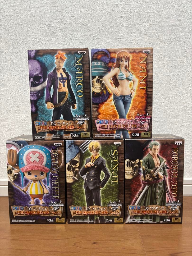 ワンピースフィギュア　11体セット　ロジャー、エース、ゾロ、ナミ、ワイパー等