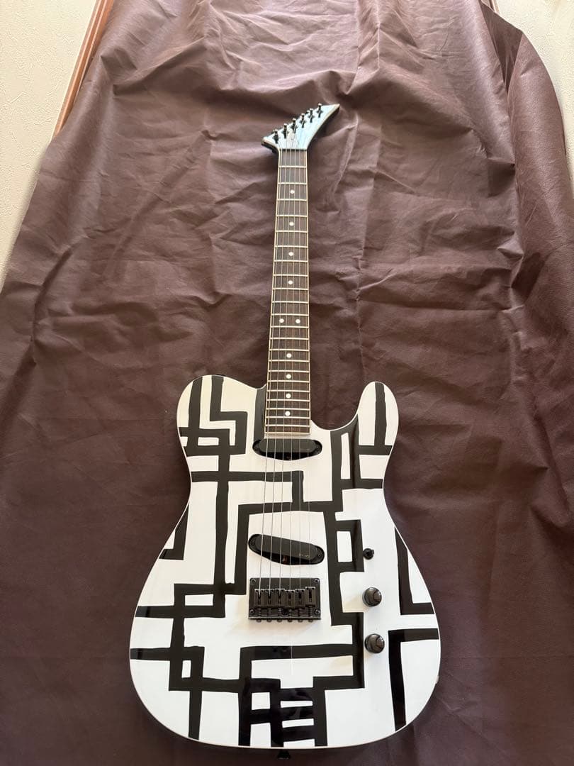 TEJ-75 リフィニッシュ済み　布袋モデル フェルナンデス ブラックライン