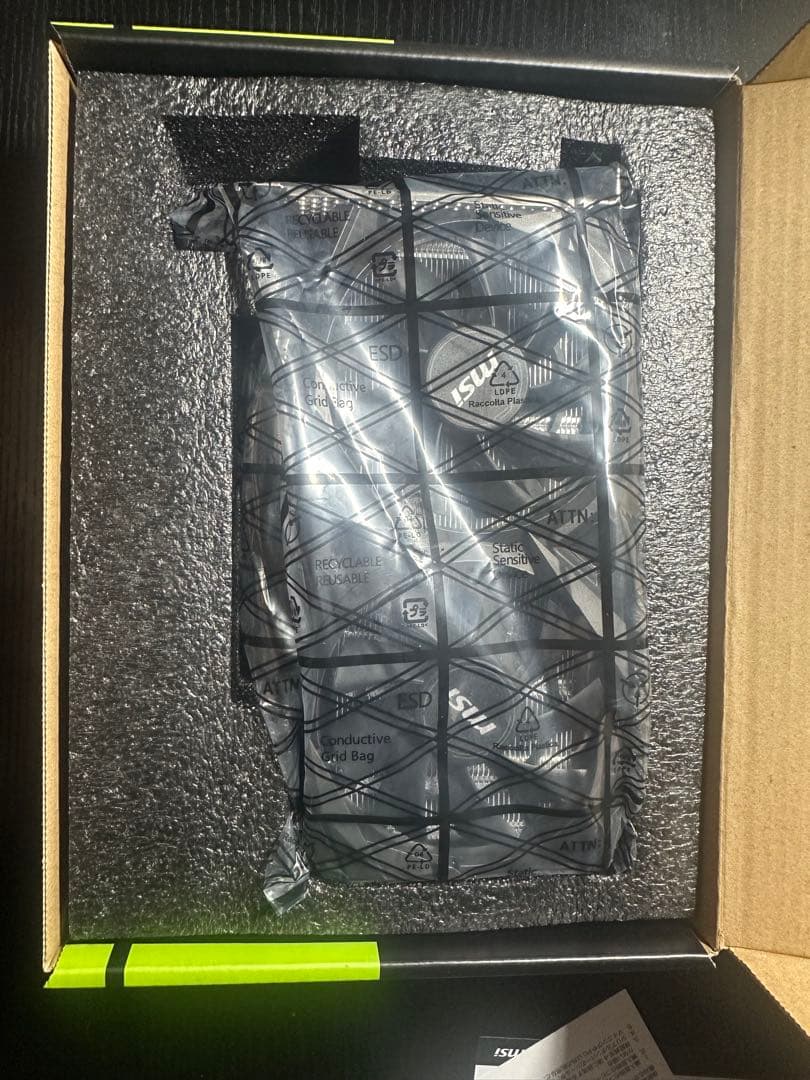 絵画 MSI GeForce RTX 3050 VENTUS 2X XS 8G OC