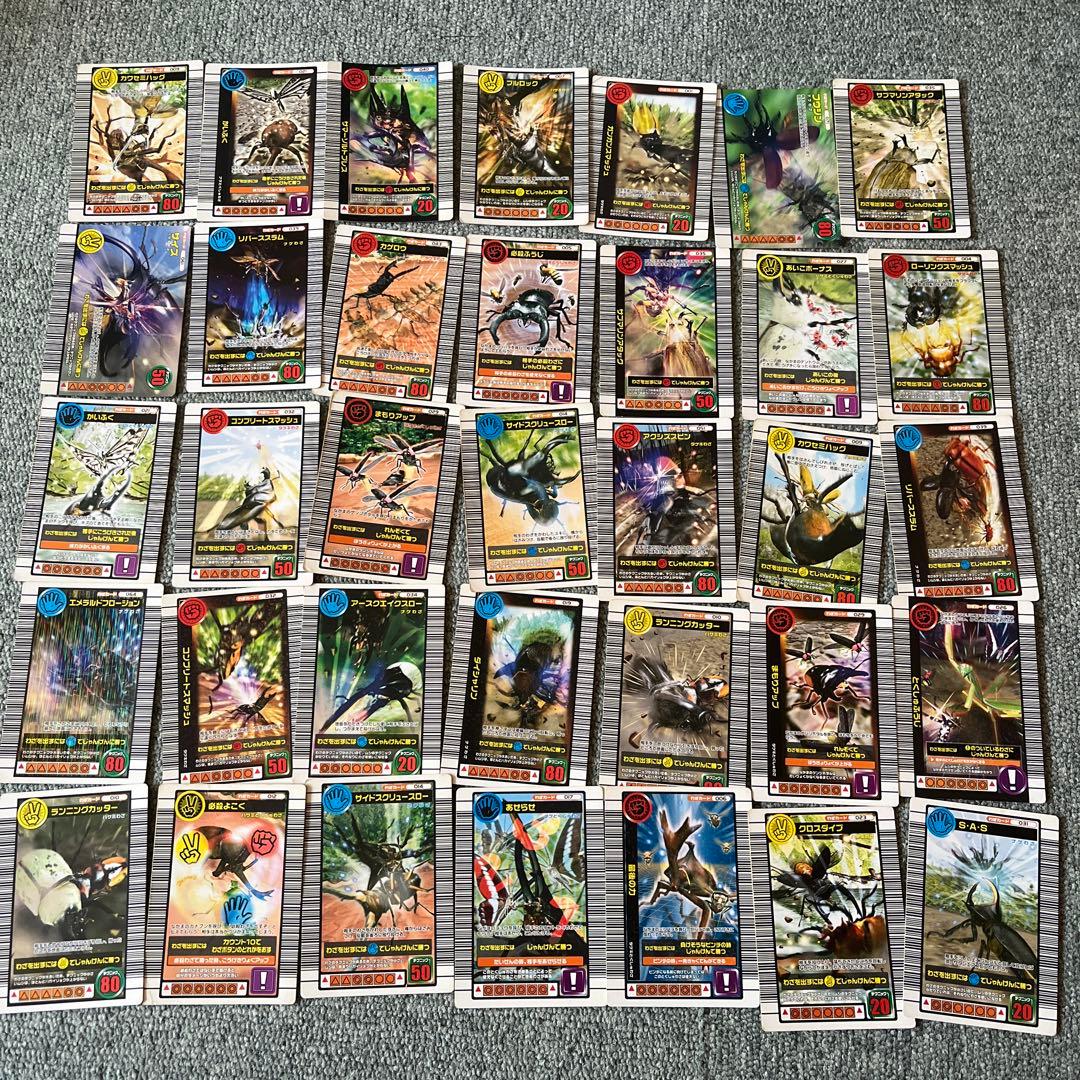 ムシキング まとめ売り 143枚＋マスターズカード2枚