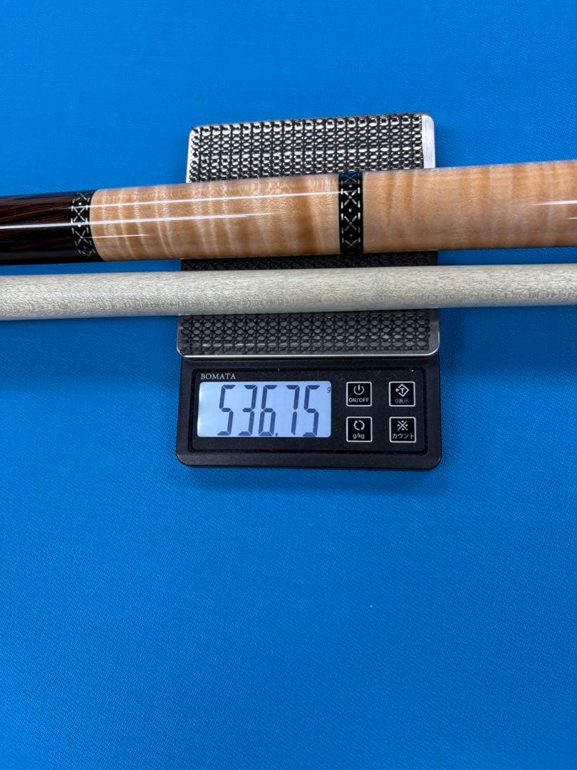 ビリヤード　FUKUキュー