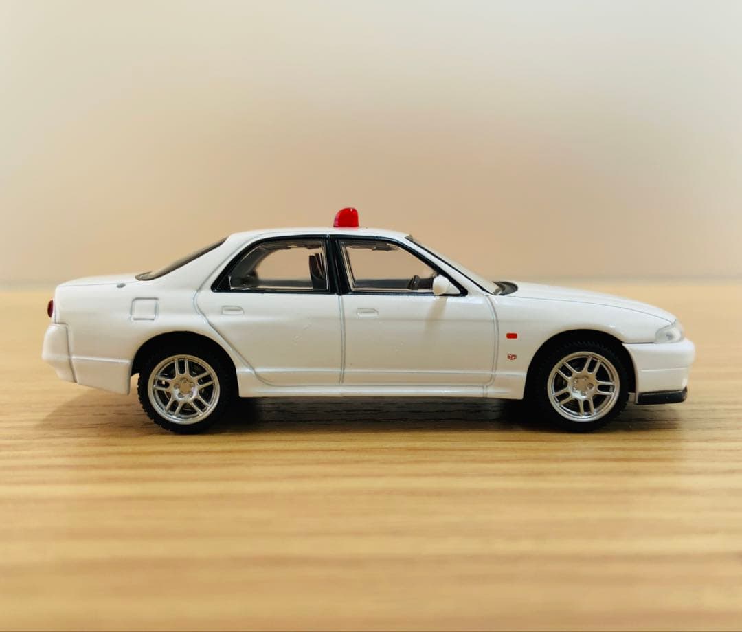 日産 スカイライン GT-R オーテックバージョン 覆面パトロールカー