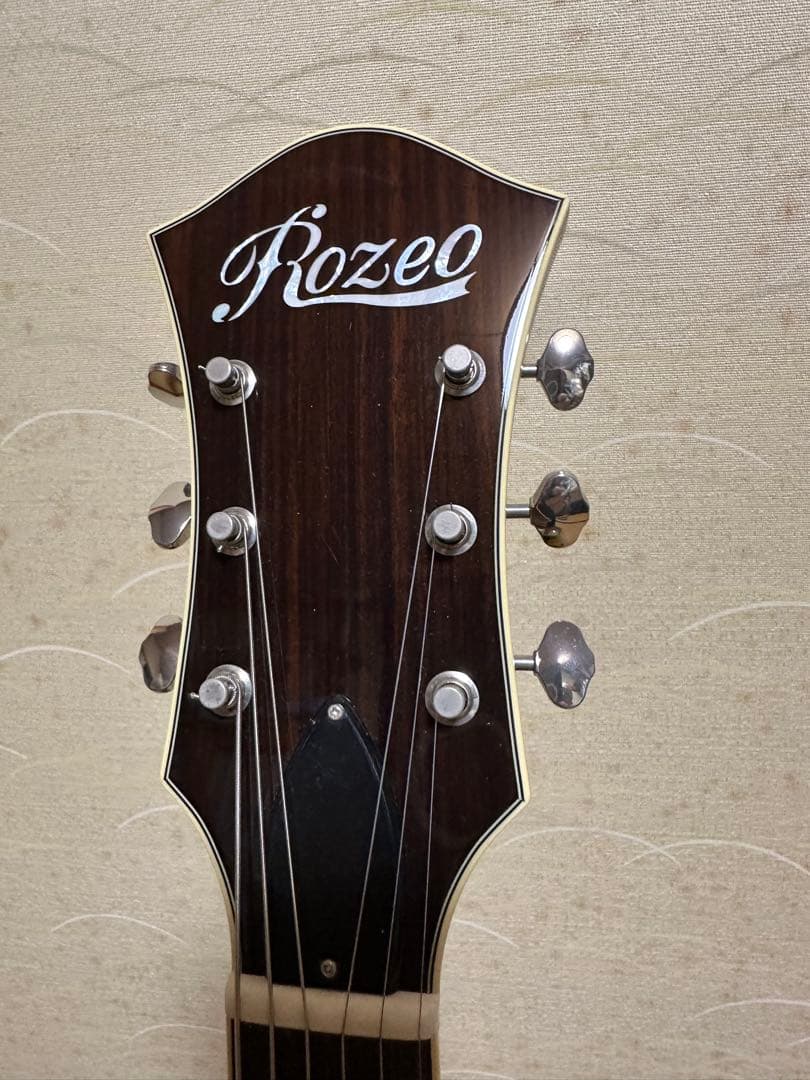 Rozeo セミアコ