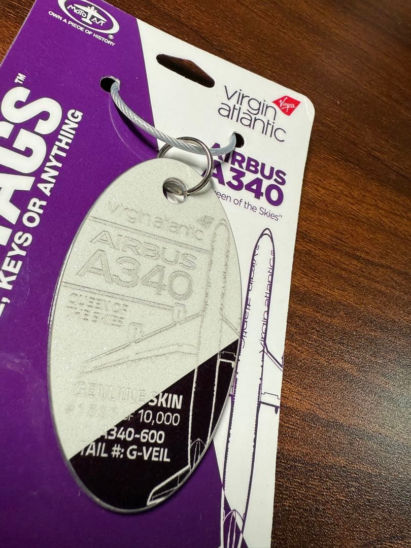 ヴァージン・アトランティック航空 A340-642 Planetags コンビ色