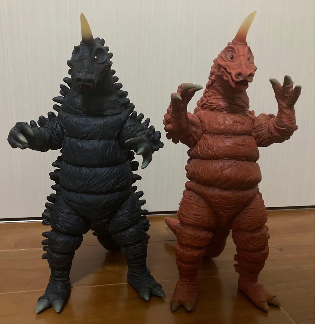 ウルトラマン　大怪獣シリーズ　ブラックギラス　レッドギラス