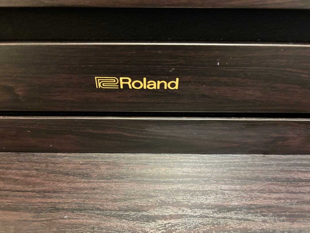 Roland HP704 88鍵デジタルピアノ