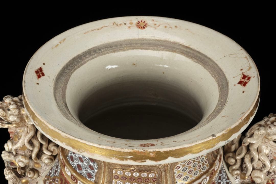 【極上薩摩焼】特大金襴手色絵 獅子 香炉 飾壺 陶器 骨董 古美術 アート 花瓶