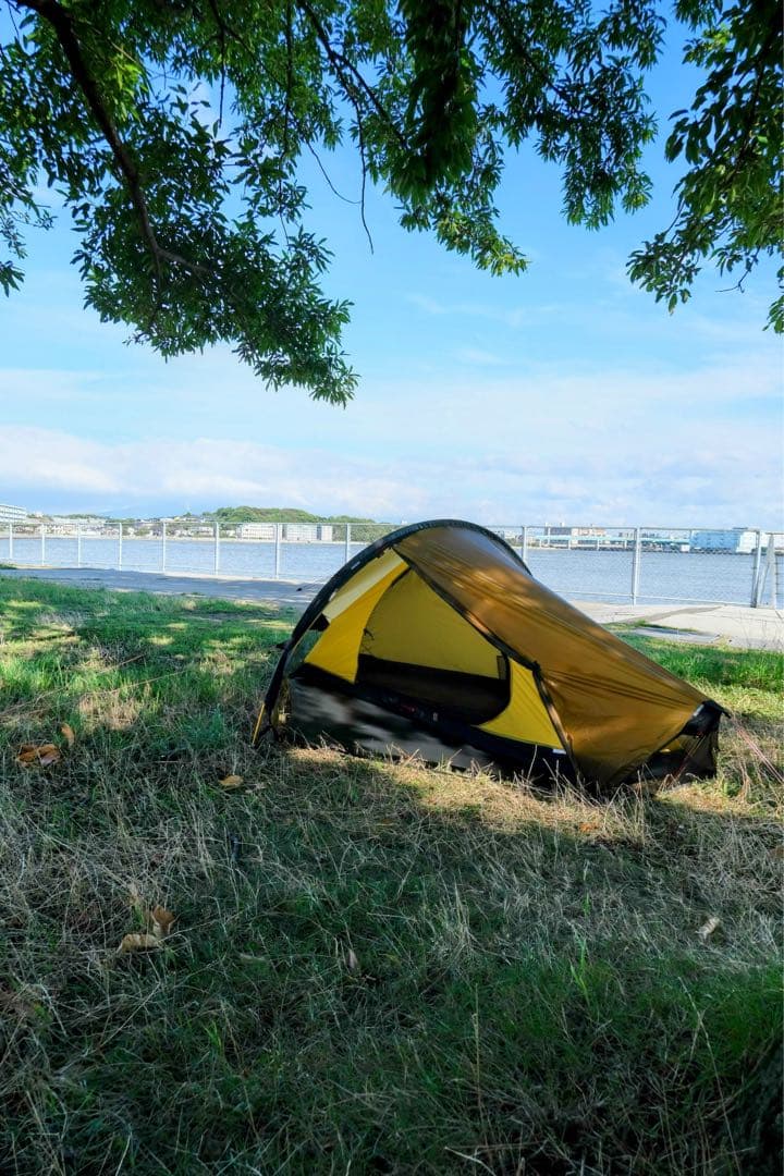 ヒルバーグ/エナン/フットプリント付き