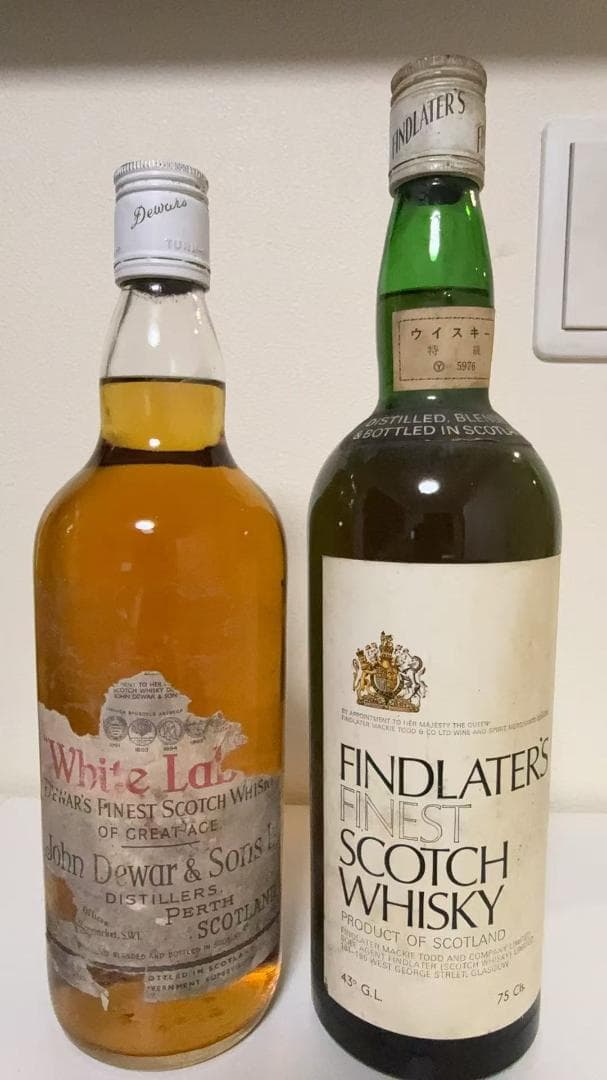 スコッチウイスキー２本セット　デュワーズ ホワイトラベル　フィンドレイター