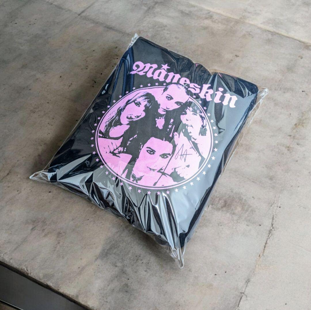 Maneskin　マネスキン　オフィシャル　パーカー　公式 フーディー