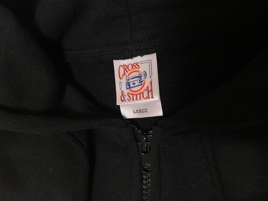 【KNOSIS】ジップパーカー