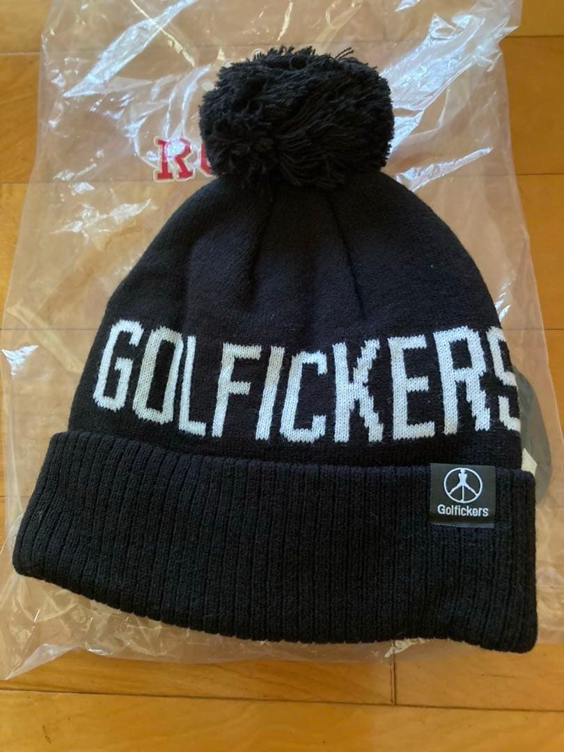 GOLFFICKERS ポンポン付きニット帽 ブラック