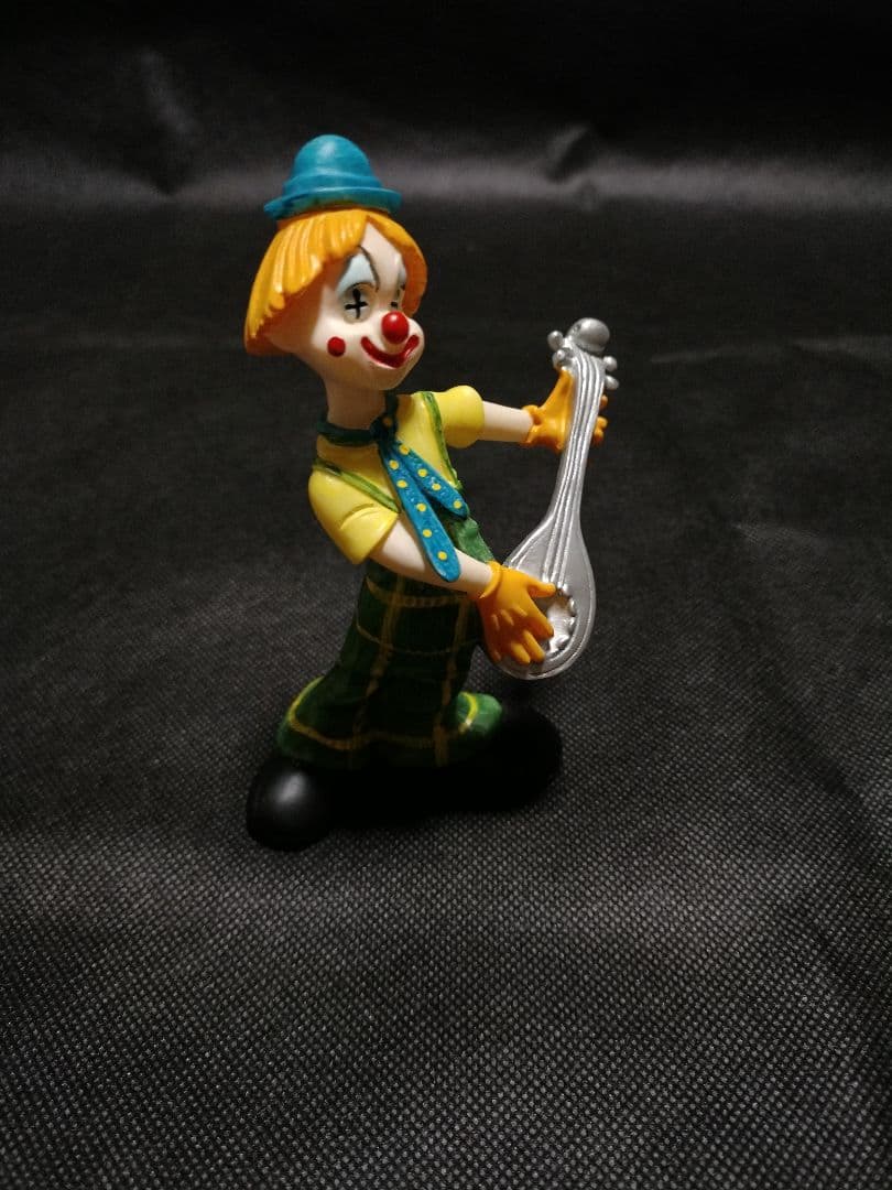 道化師 フィギュア