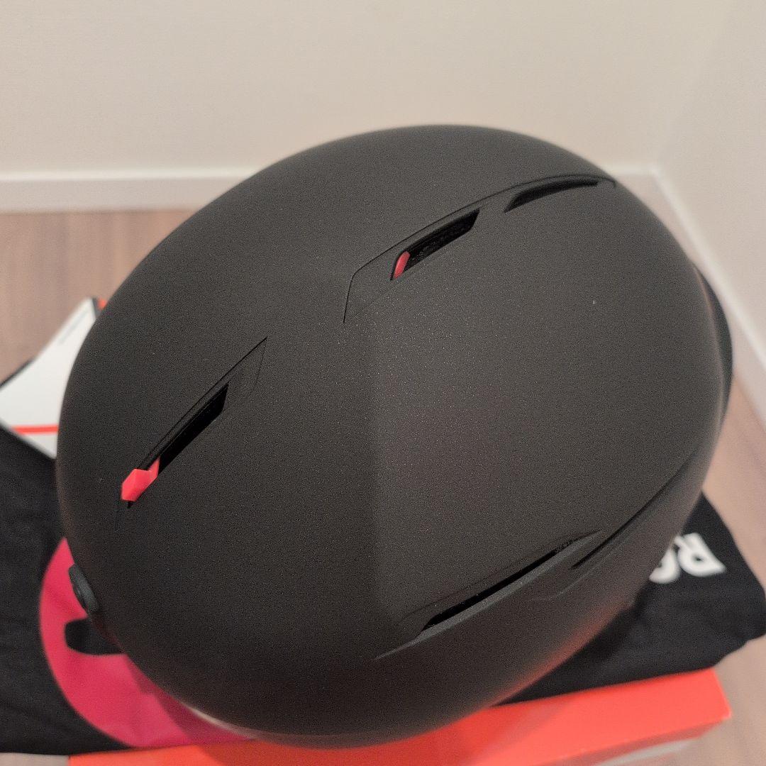 今だけの大特価！スキー＆スノーボード ヘルメット