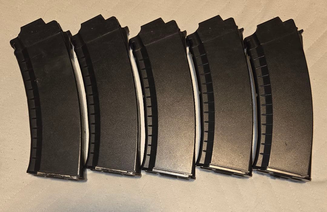 東京マルイ 次世代電動ガン AK74 多段マガジン4本付 動作良好