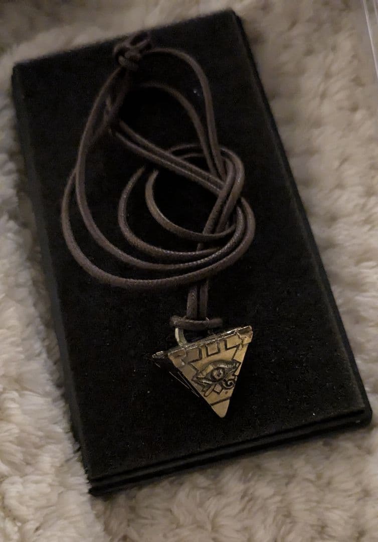 【希少・当時物】遊戯王 東映版 千年パズル ペンダント ムービック 1998年