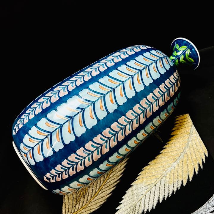 有田焼　伝統陶芸作家　藤井勝雲　作家物　染錦　手描き　花器　大花瓶　壺