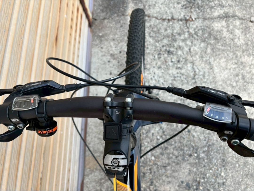 GT ( ジーティー ) マウンテンバイク AVALANCHE