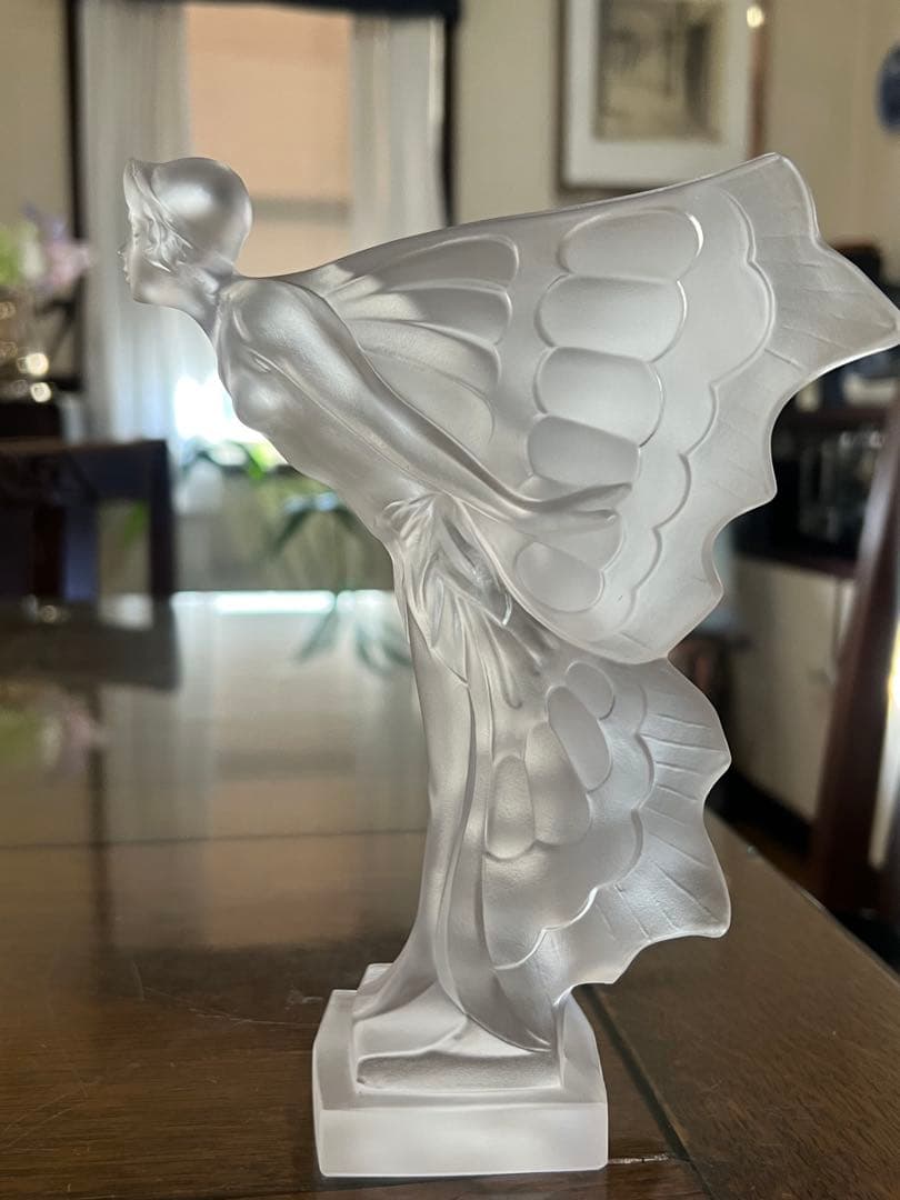 ラリック　置物　ペーパーウエイト　カーマスコット　バタフライガール