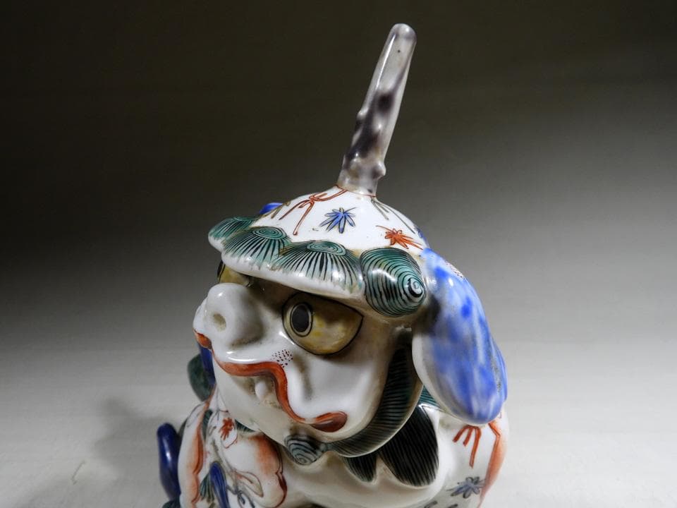 ●江戸期 傑作 古伊万里 柿右衛門様式 色絵 角獅子 独角獅子 妖怪 23cm高