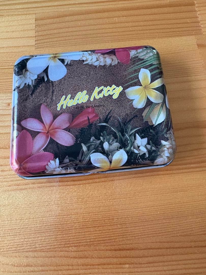 【2002年】日焼けキティ メモ缶 ハワイ限定レア サンリオ