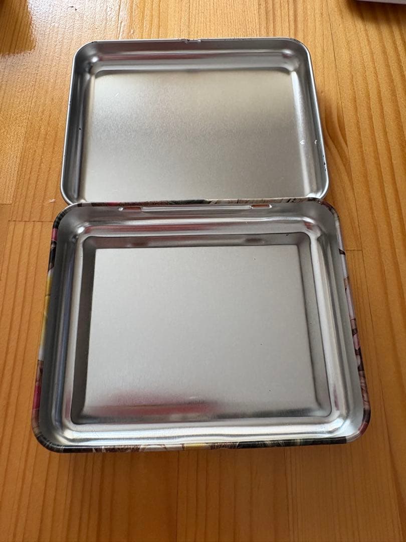 【2002年】日焼けキティ メモ缶 ハワイ限定レア サンリオ