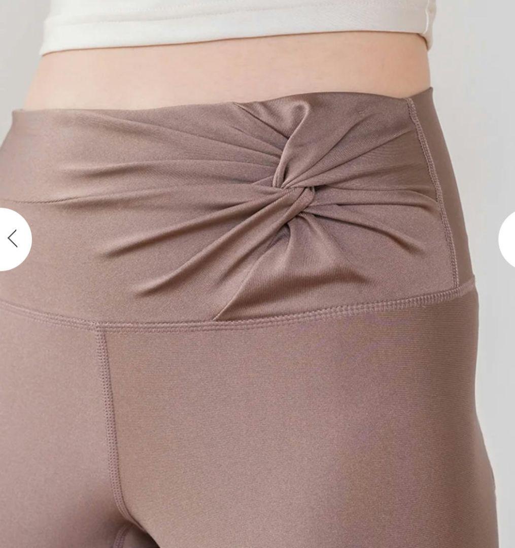 SUKALA 新品未使用シャインストレッチツイストレギンス Lサイズ