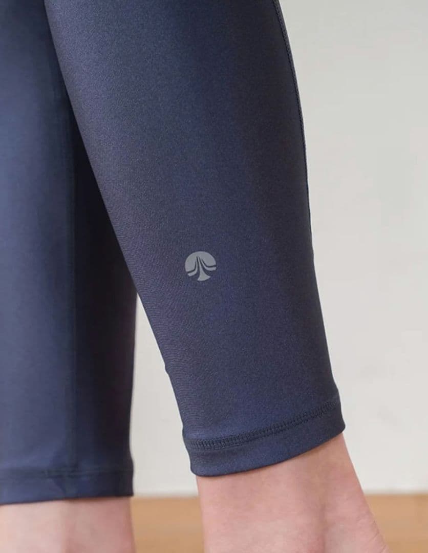 SUKALA 新品未使用シャインストレッチツイストレギンス Lサイズ