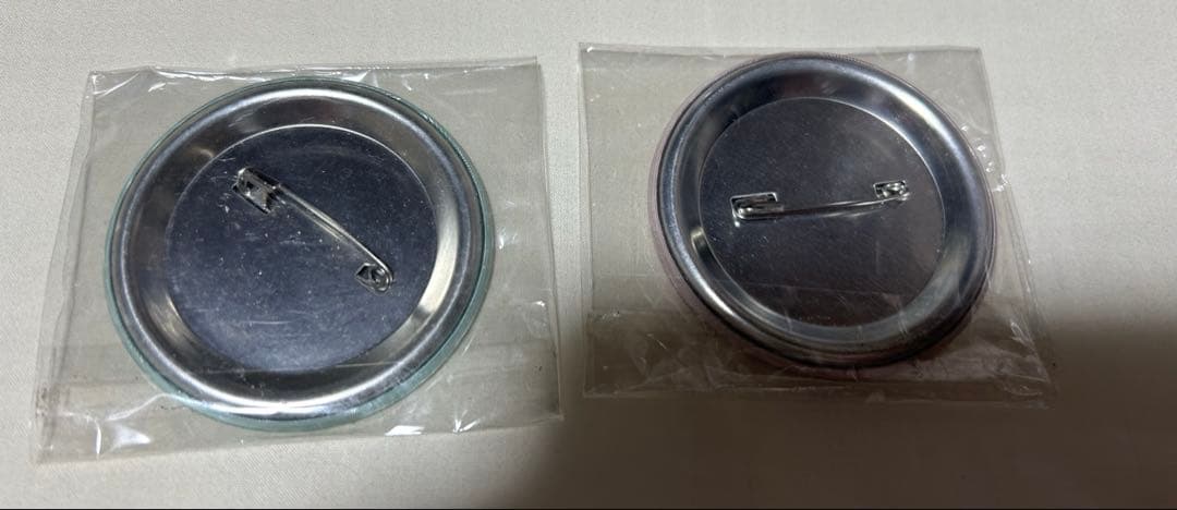 【値段交渉可】ヘタリア　日本　イギリス　おおきくなったよ　チェンジング缶バッジ