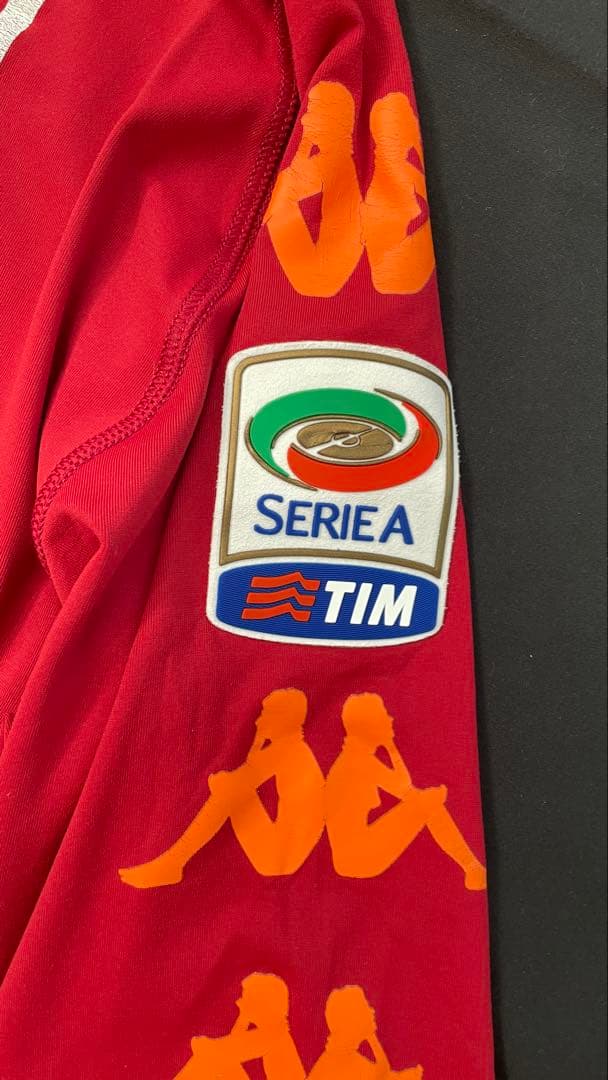 【超希少】ASローマ トッティ 10-11 ホームLサイズ／セリエAバッチ付き