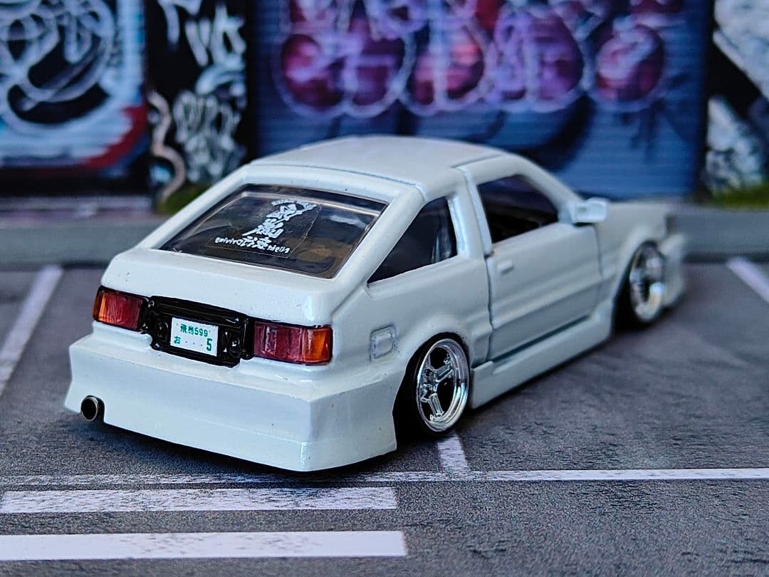 トミカ改造 トヨタ レビン フルエアロ プレミアム白 ☆深リム ☆ホットウィール