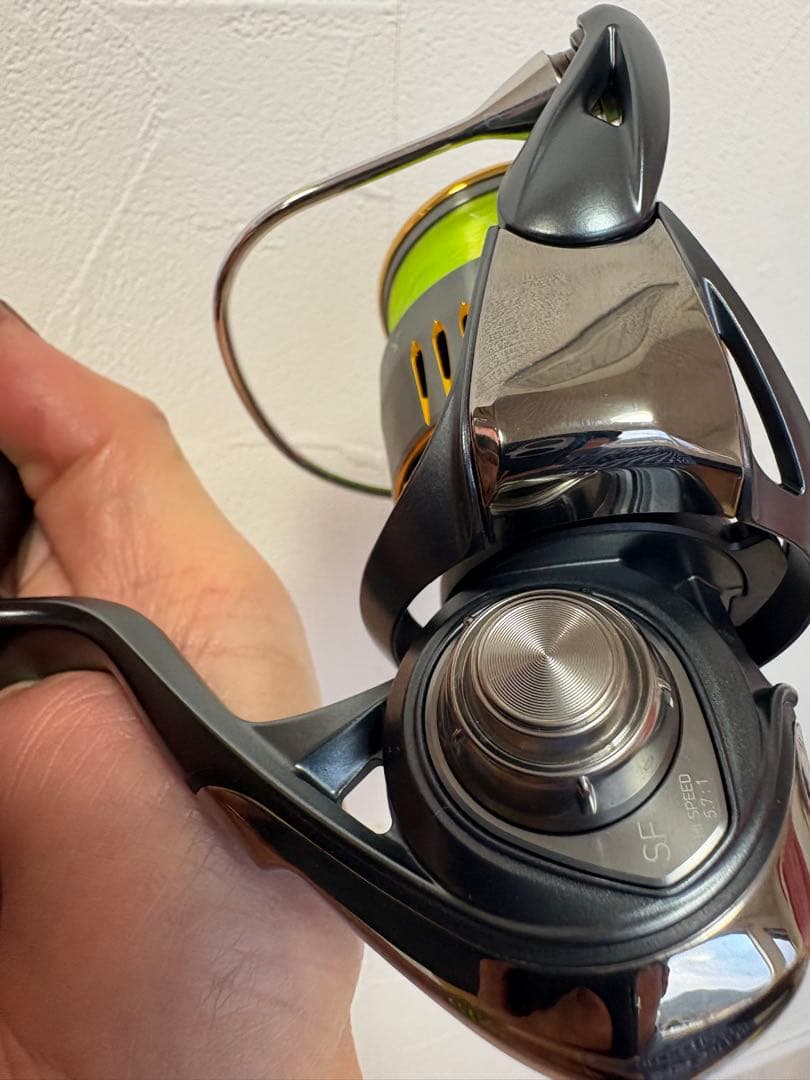 DAIWA AIRITY SF2000SS-H スピニングリール