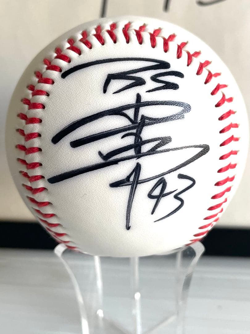 43 山本由伸　直筆サインボール＆額装サイン＆チップス金箔サインカード