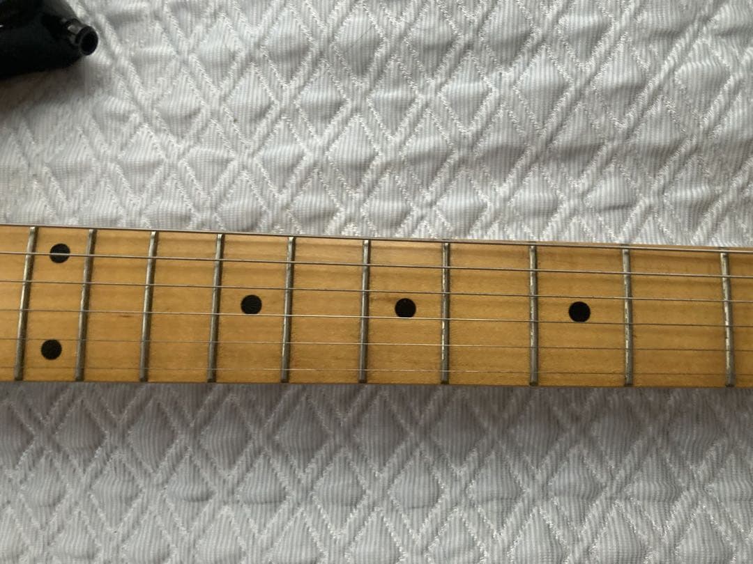 ラルクアンシエル　Kenさんモデル（Galaxy Red）風　ストラトキャスター