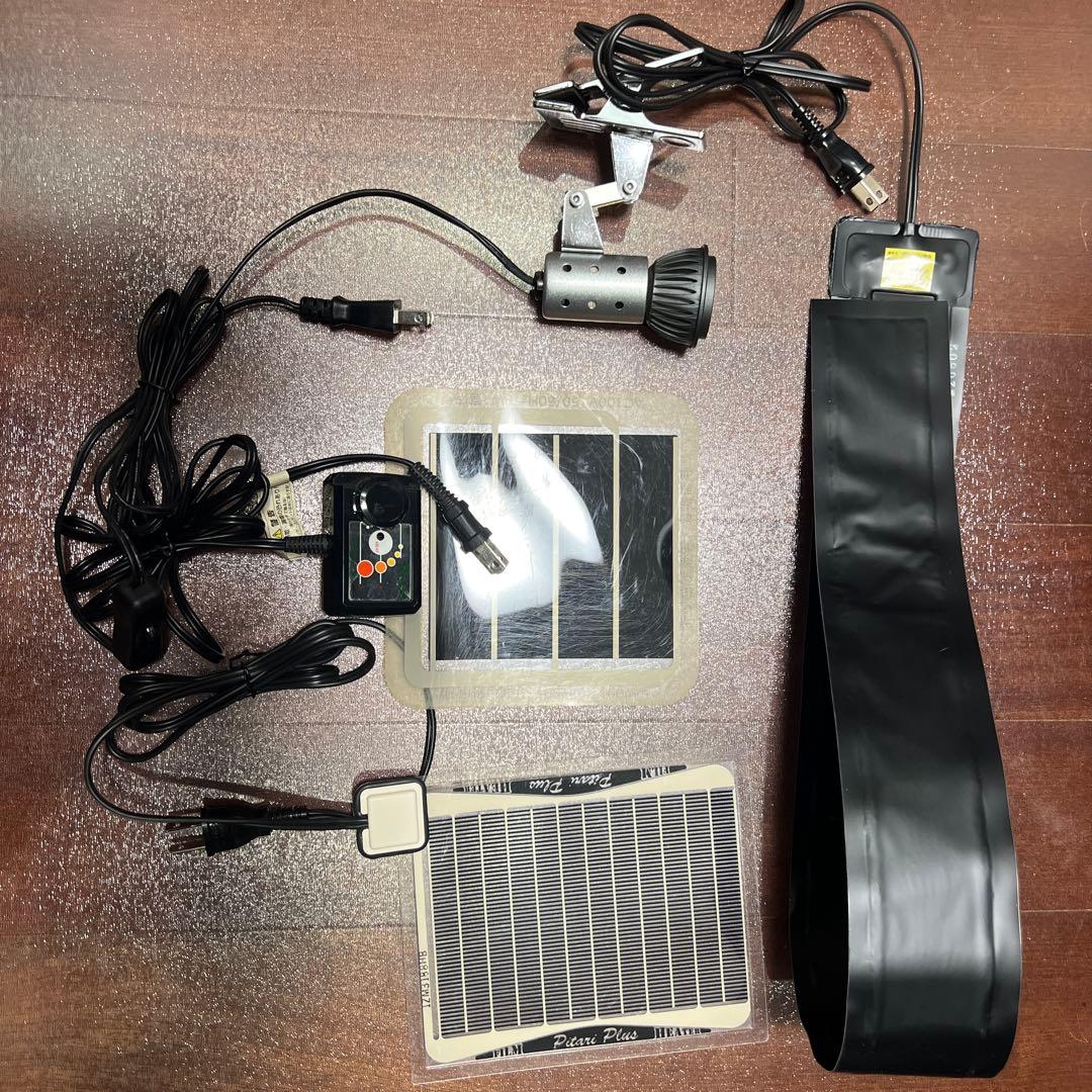 爬虫類用品一式　タイマーサーモ、HEATING TOP M等