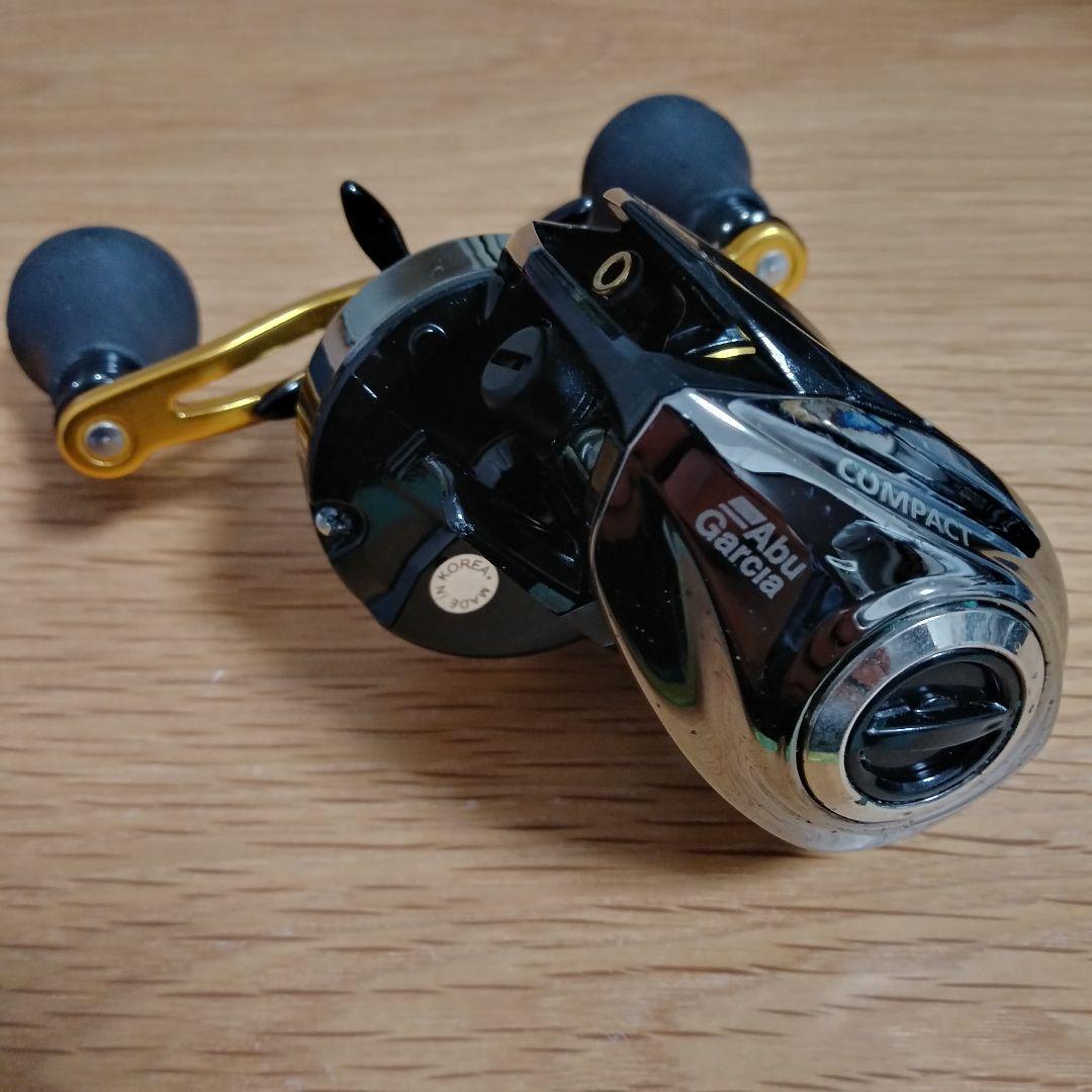 美品 アブガルシア　ビッグシューターコンパクト8 ベイトリール