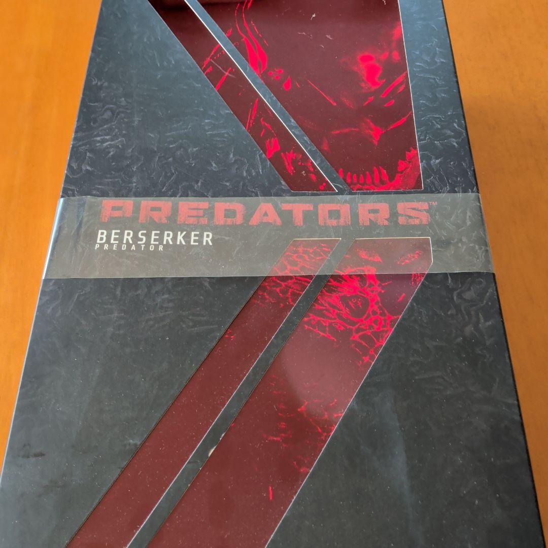 HOT TOYS Berserker Predator フィギュア