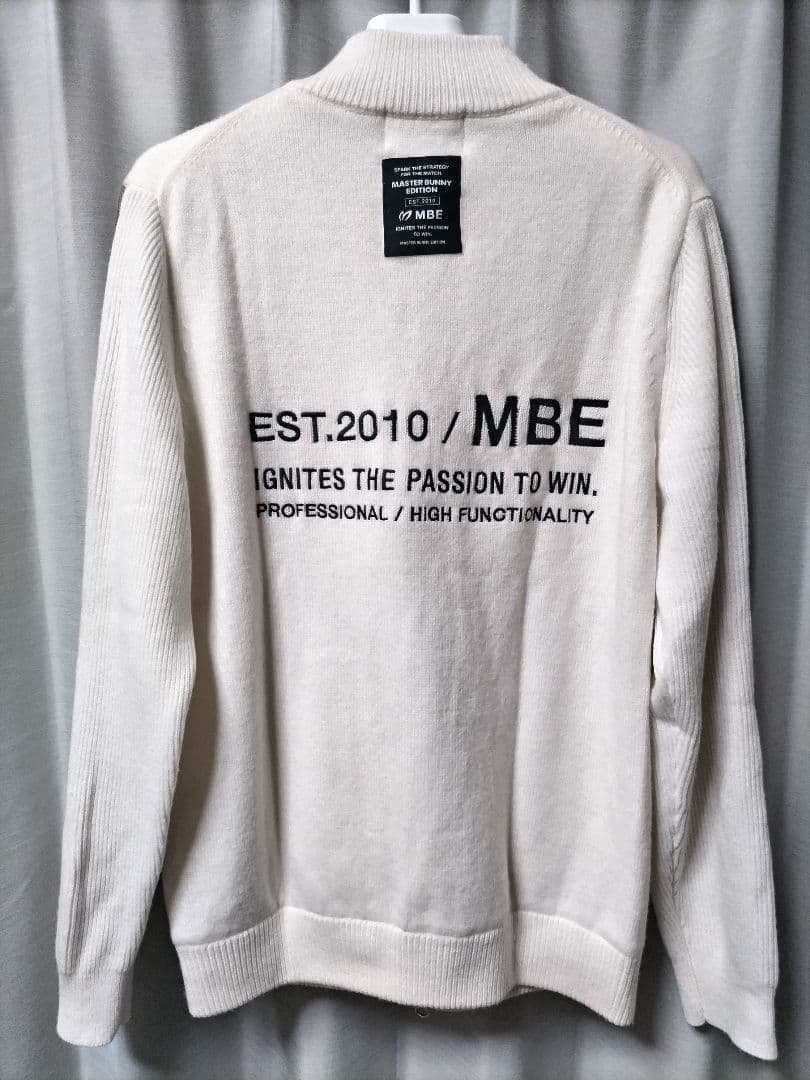 マスターバニー　裏地付き　ニットジャケット　23年モデル 白系