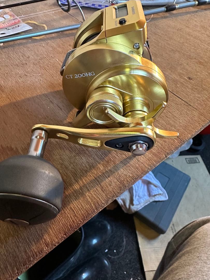 Shimano Ocea CT 200HG ベイトリール ゴールド