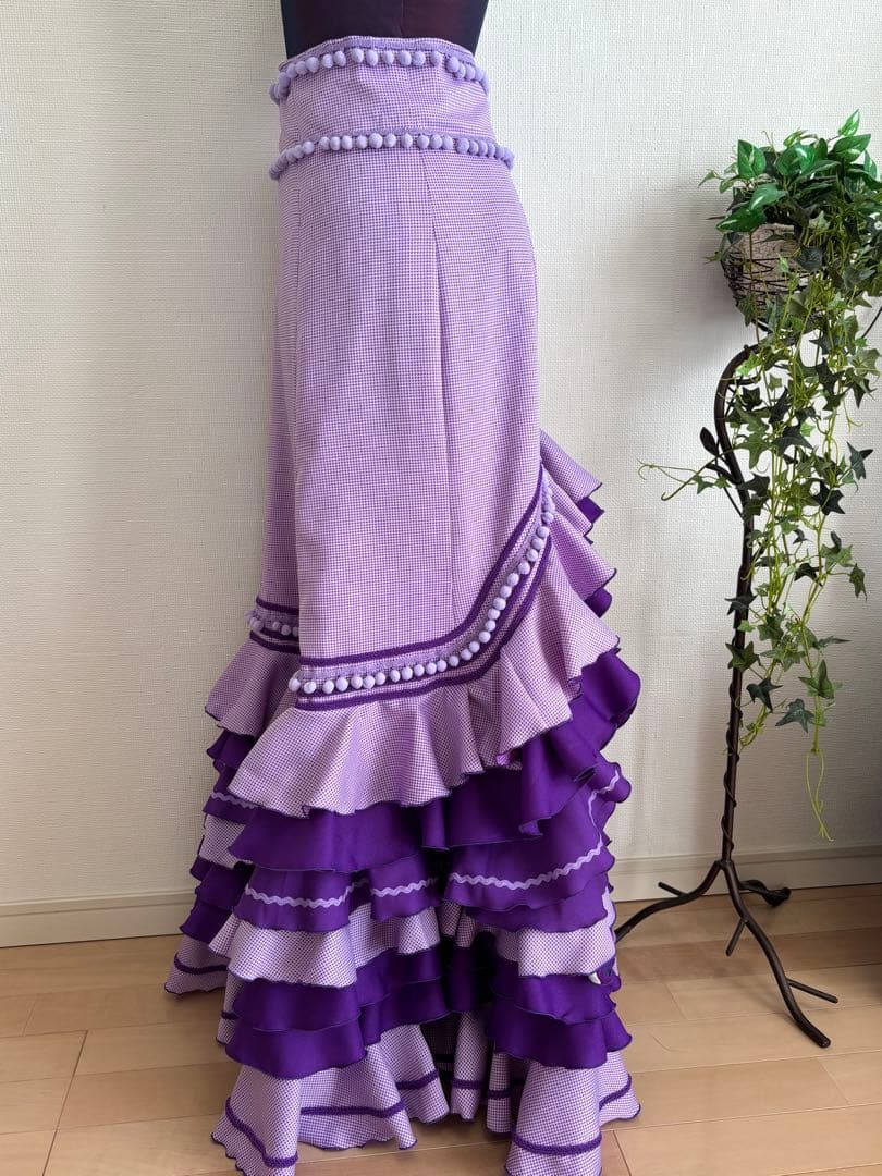 お値下げ♥　フラメンコ　ファルダ 　紫 　後ろ上がりボランテ　ゆとりサイズ