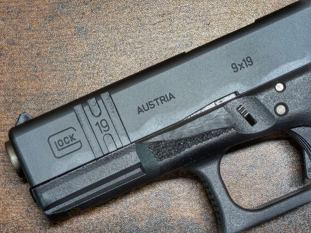 東京マルイ　グロック19 Gen3 TLG19 刻印カスタム　ガスブローバック