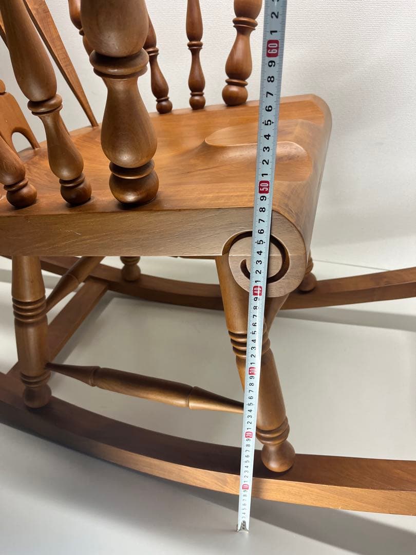 希少 木製 ロッキングチェアー 彫刻入 揺り椅子 ウッドチェア アームチェア