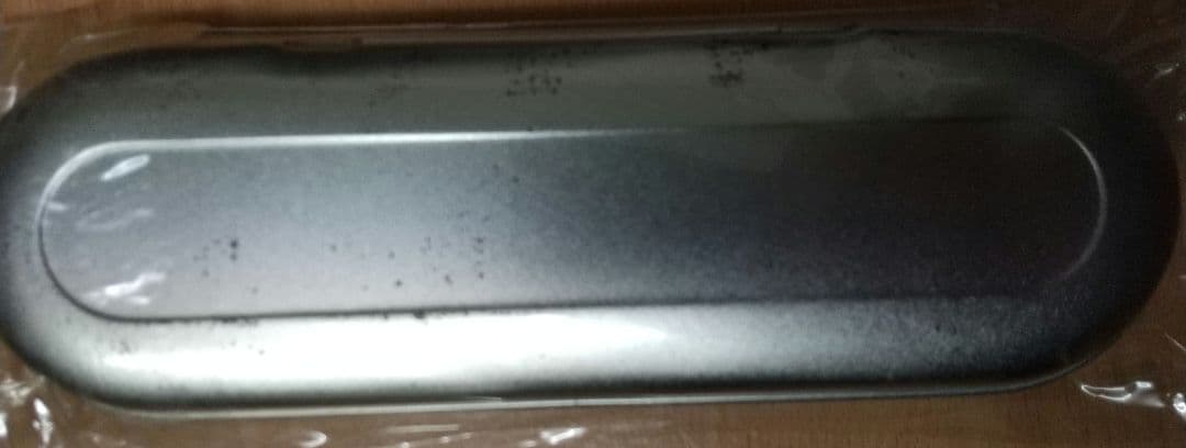 【非売品未開封】スクウェア ロゴ入り缶ペンケース