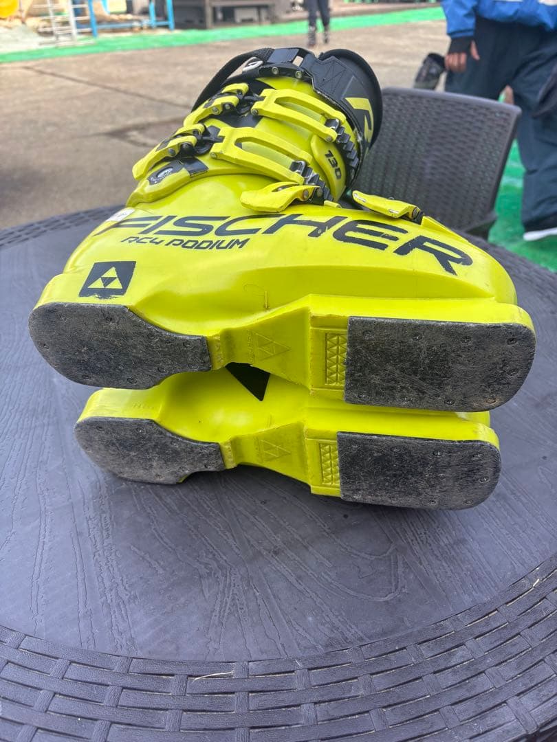 【値下げ可】Fischer RC4 Podium RD130 25.5cm