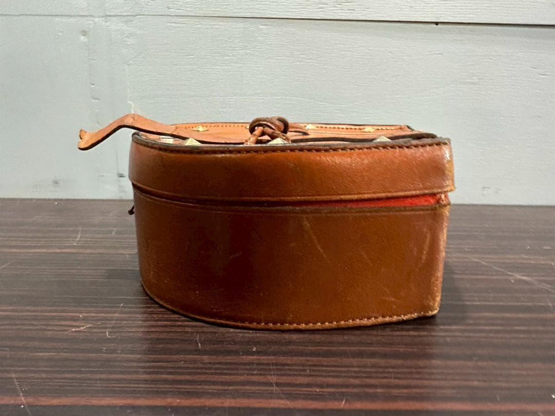 馬具 馬蹄入れ 換え襟入れ 馬蹄型 収納 BOX ボックス 箱 RW742